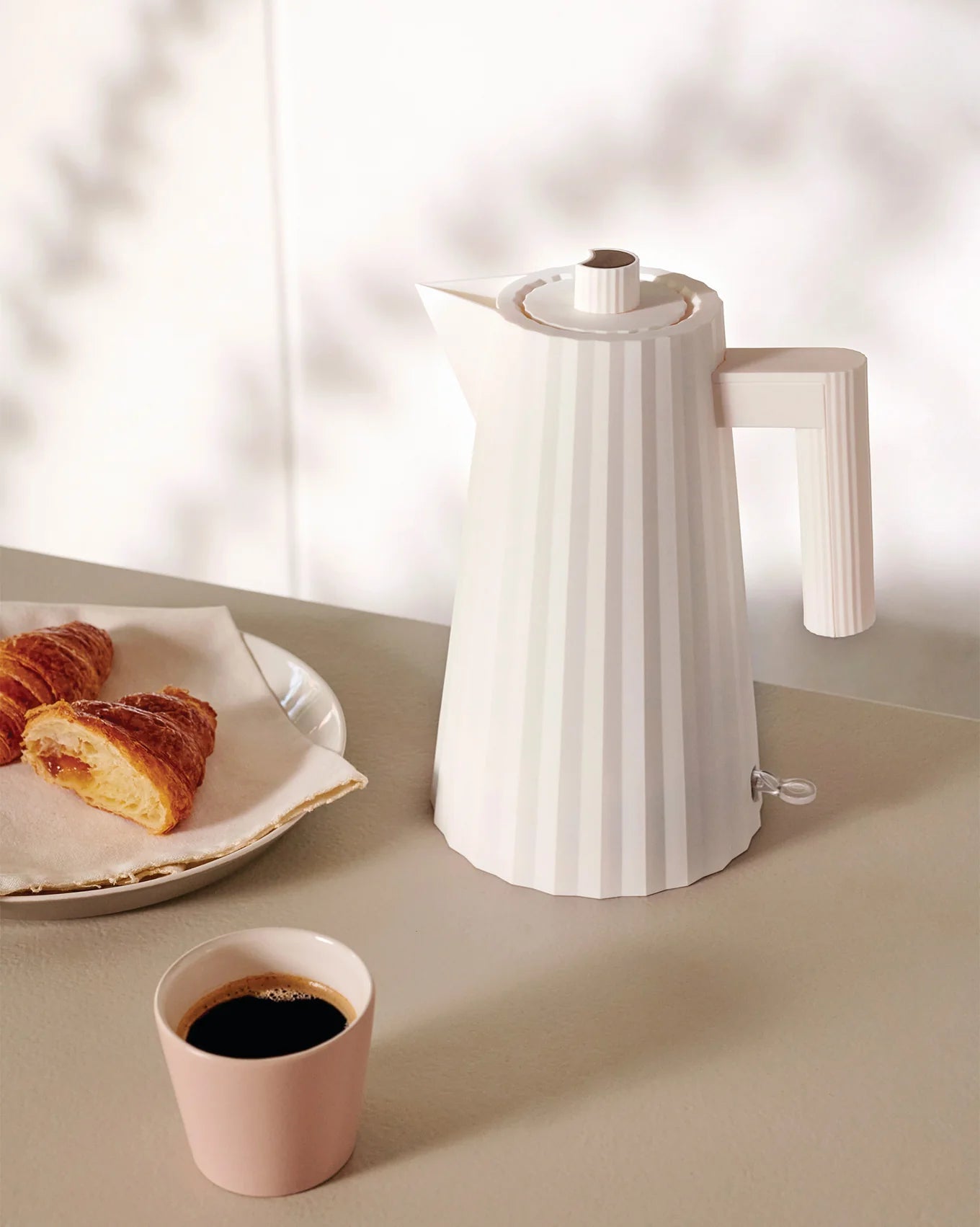 Plissé kettle - Alessi
