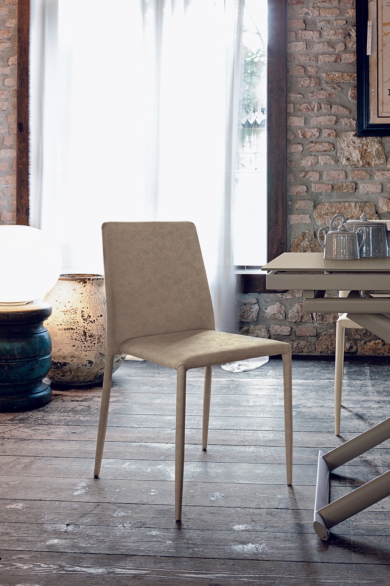 Belle chaise - Target Point