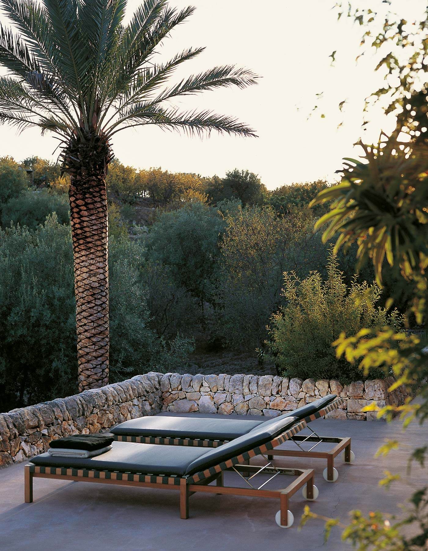 Mistral Sun Lounger - Roda Design