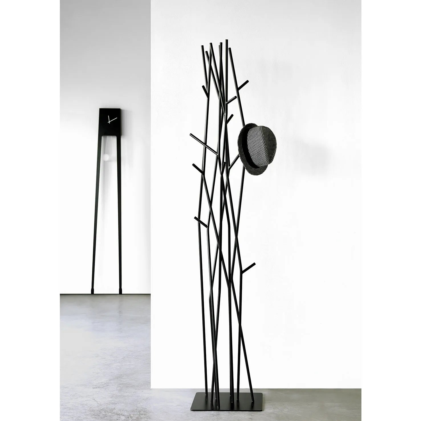 Latva Floor Coat Hanger 