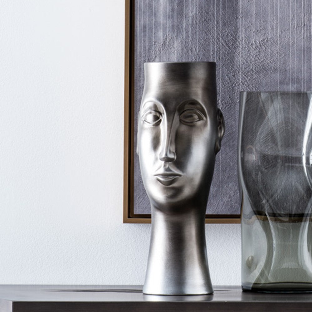 Habibi and Amal vase 